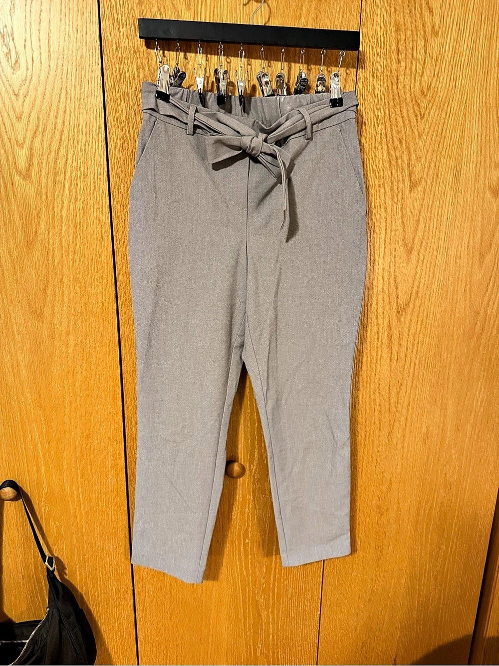 Nicole Miller Gray Bow Waist Business Casual Dress Pants Size Medium Like New